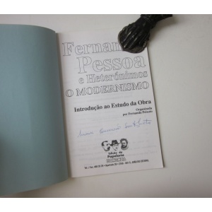 PEIXOTO (FERNANDA) [org.] - FERNANDO PESSOA E HETERÓNIMOS. O MODERNISMO