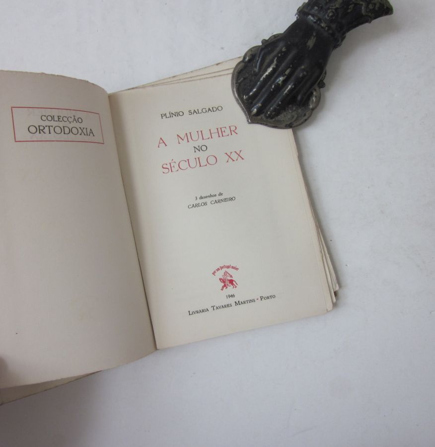 20855 SALGADO (PLÍNIO) - A MULHER NO SÉCULO XX
