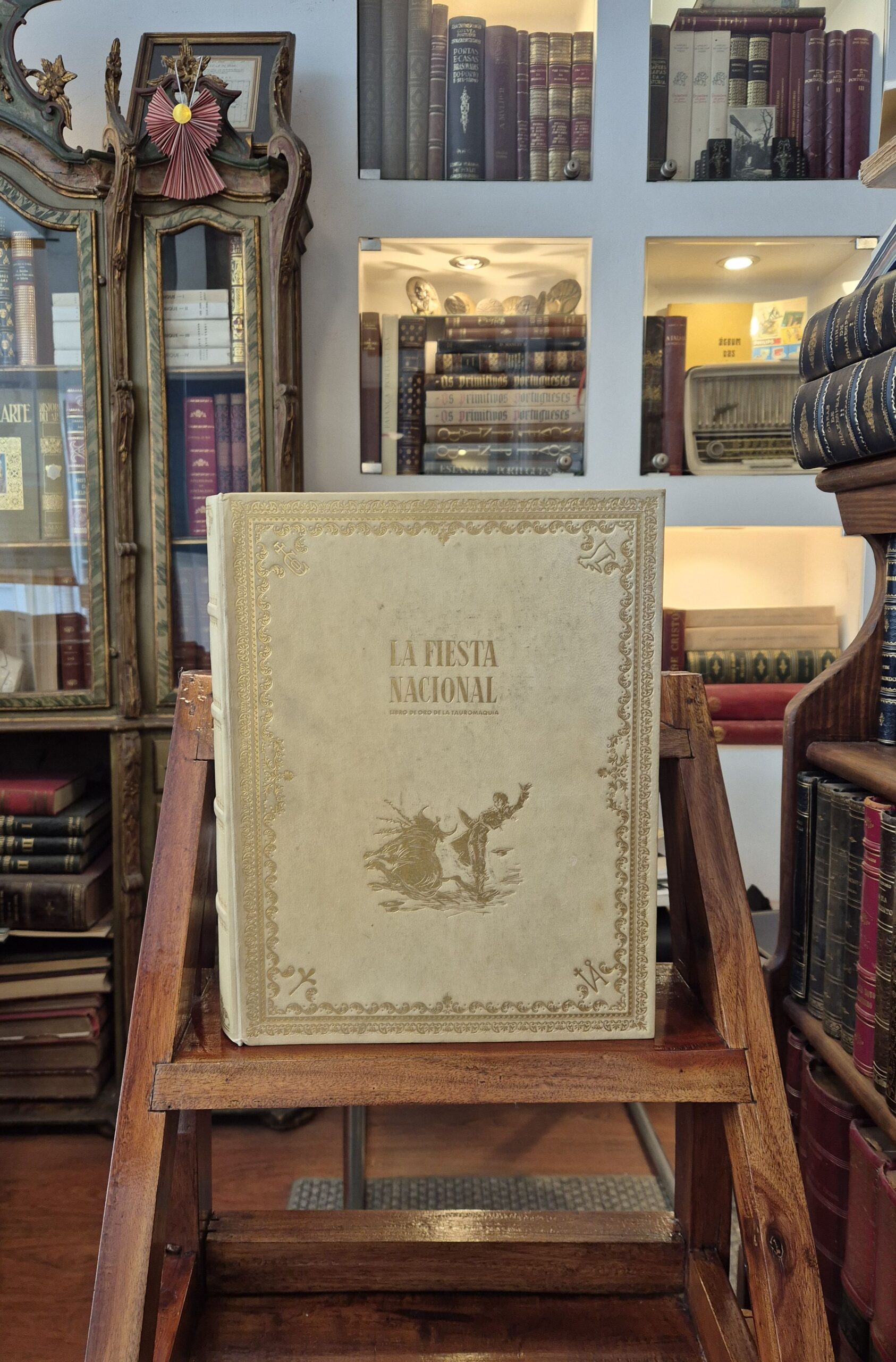 15002 G LA FIESTA NACIONAL - LIBRO DE ORO DE LA TAUROMAQUIA