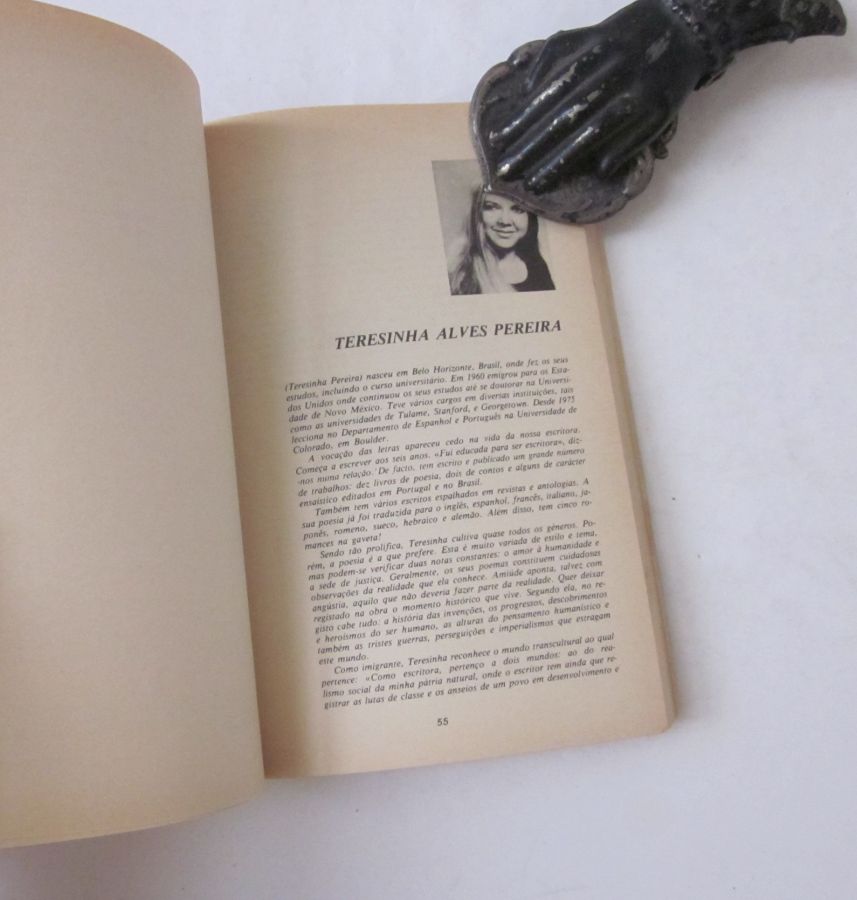 20877 b AVENDAÑO (FAUSTO) - LITERATURA DE EXPRESSÃO PORTUGUESA NOS ESTADOS UNIDOS